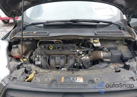 2017 Ford Escape from USA, damaged, VIN 1FMCU0F768UD71802